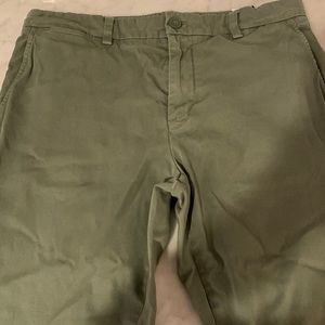 Men’s Vineyard Vines Army Green Flat Front Pants - 32 x 30